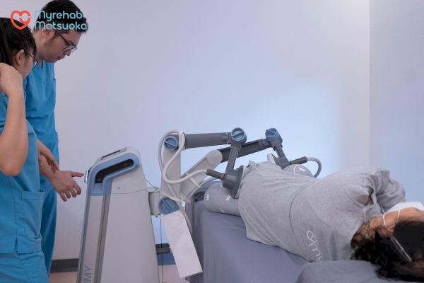 Áp dụng kích thích bằng sóng ngắn để hỗ trợ phục hồi chức năng sau vỡ mâm chày